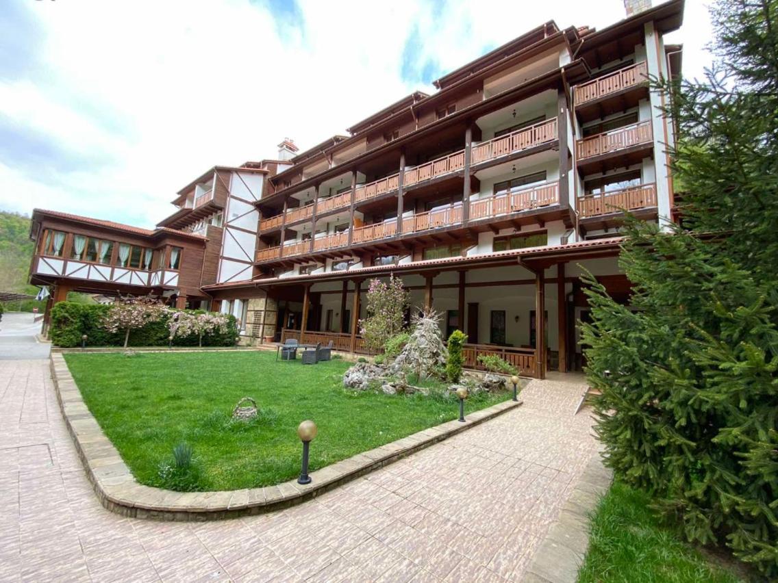 Hotel Bozhentsi Chernevtsi Exterior foto